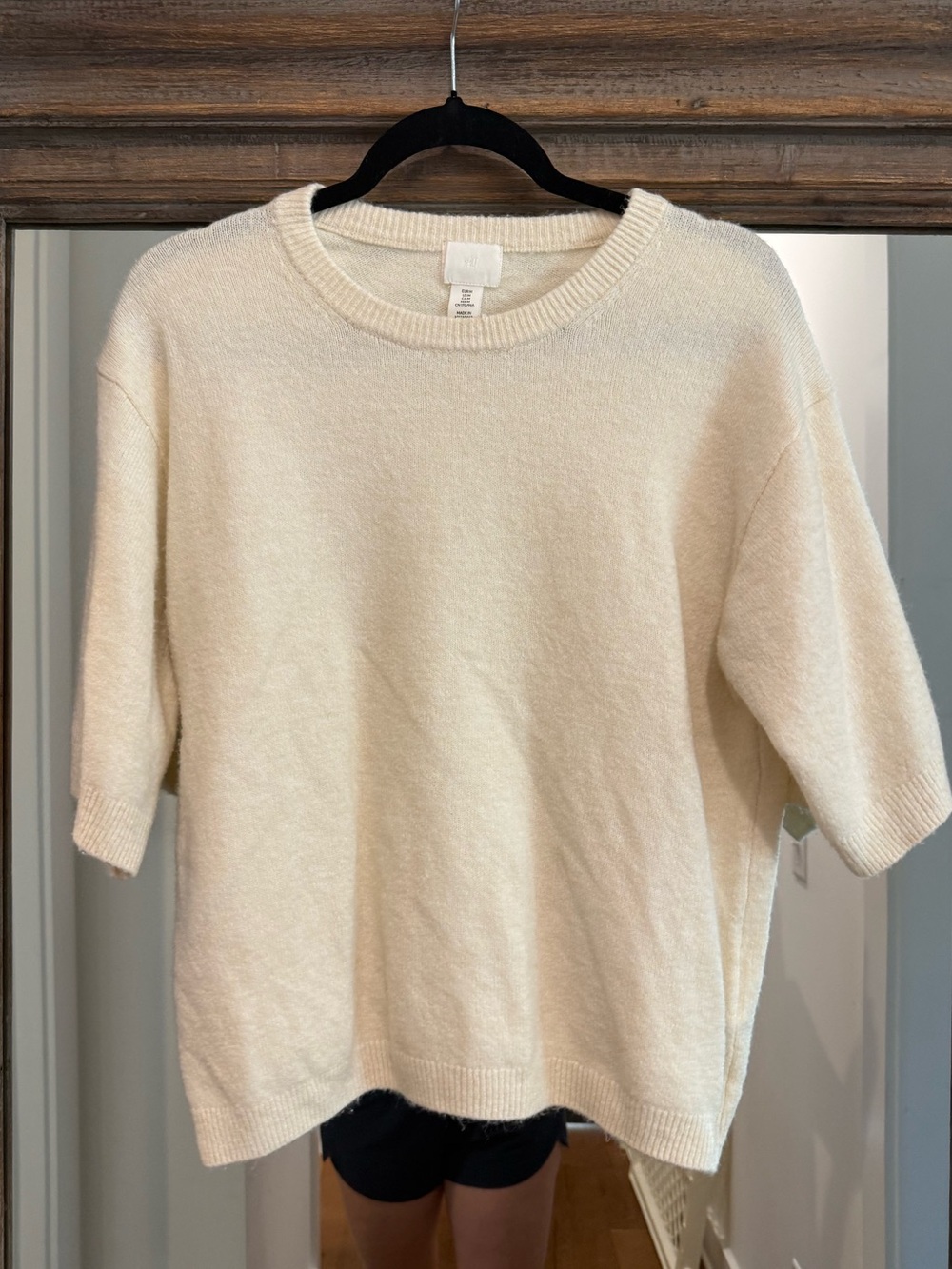 H and M Cream Short-Sleeve Knit Sweater - Women's Crewneck